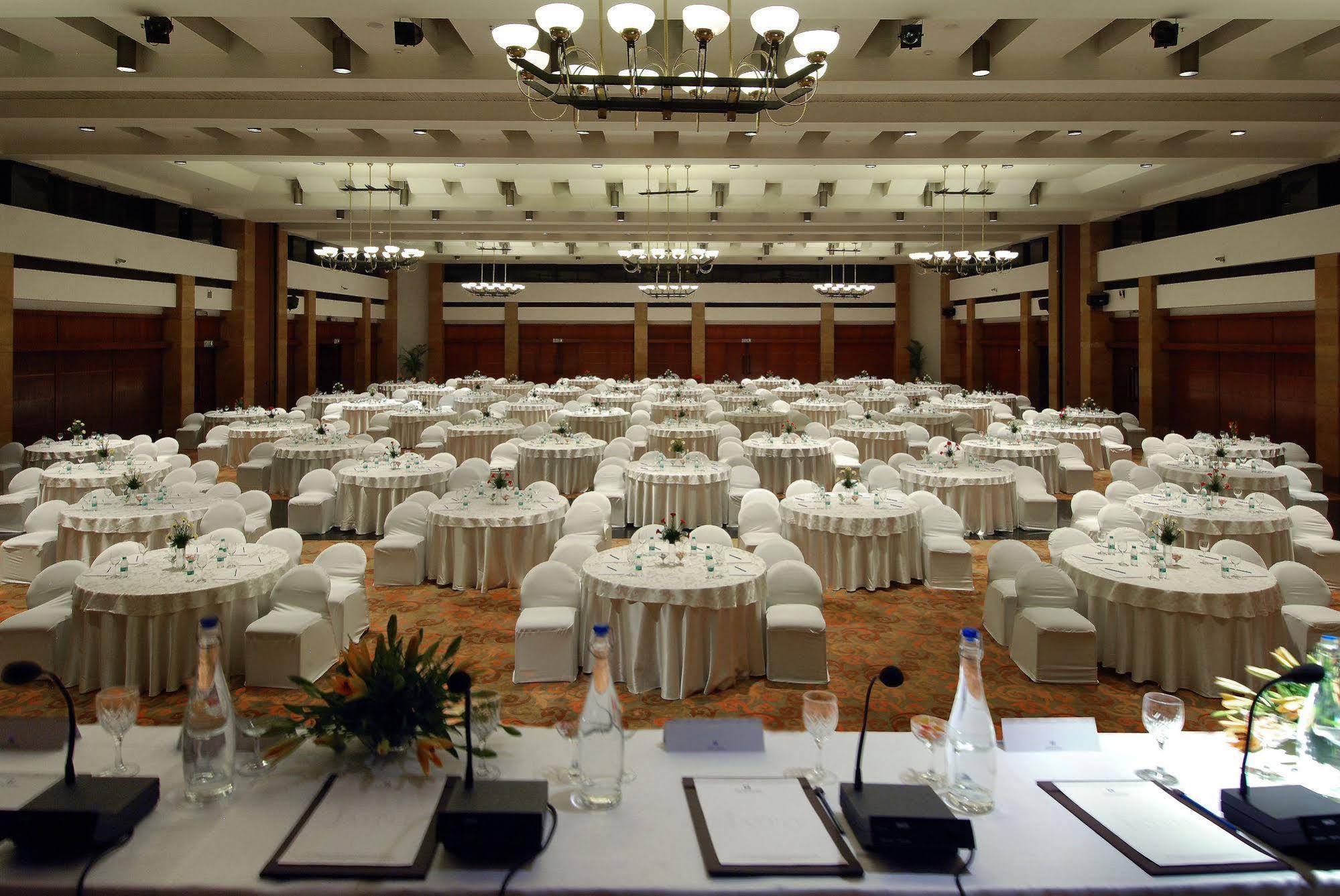 Jaypee Palace Hotel Agra  Exteriör bild