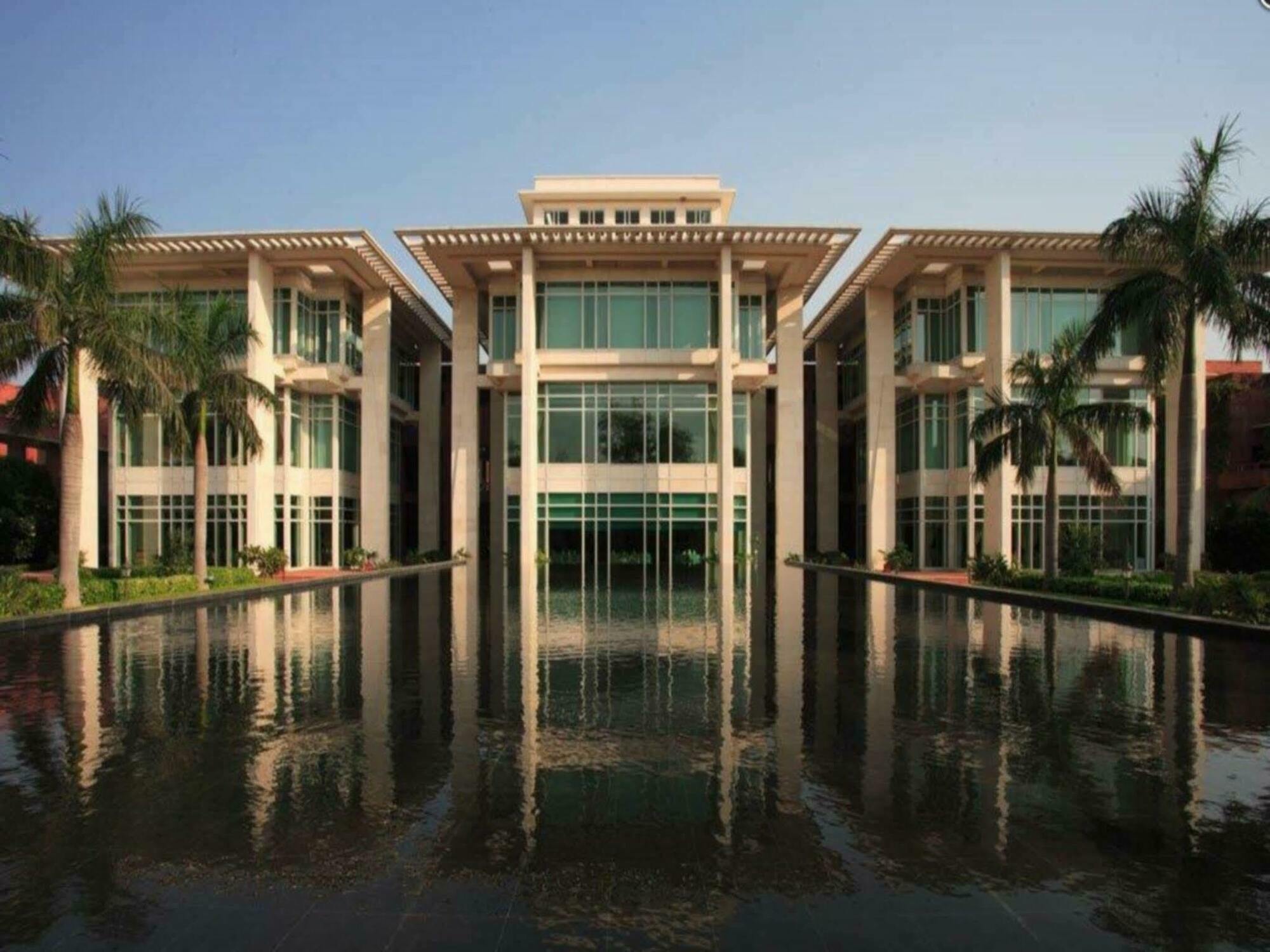 Jaypee Palace Hotel Agra  Exteriör bild